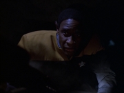 extant_StarTrek_VOY_6x14-Memorial_03052.jpg