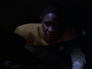 extant_StarTrek_VOY_6x14-Memorial_03056.jpg