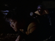 extant_StarTrek_VOY_6x14-Memorial_03065.jpg