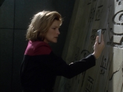 Filename=extant_StarTrek_VOY_6x14-Memorial_03206.jpg
Filesize=133KiB
Dimensions=1200x900
Date added=Jan 02, 2020 extant_StarTrek_VOY_6x14-Memorial_03206.jpg