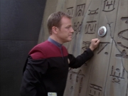 Filename=extant_StarTrek_VOY_6x14-Memorial_03557.jpg
Filesize=144KiB
Dimensions=1200x900
Date added=Jan 02, 2020 extant_StarTrek_VOY_6x14-Memorial_03557.jpg