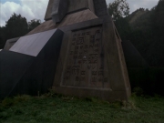 extant_StarTrek_VOY_6x14-Memorial_03617.jpg