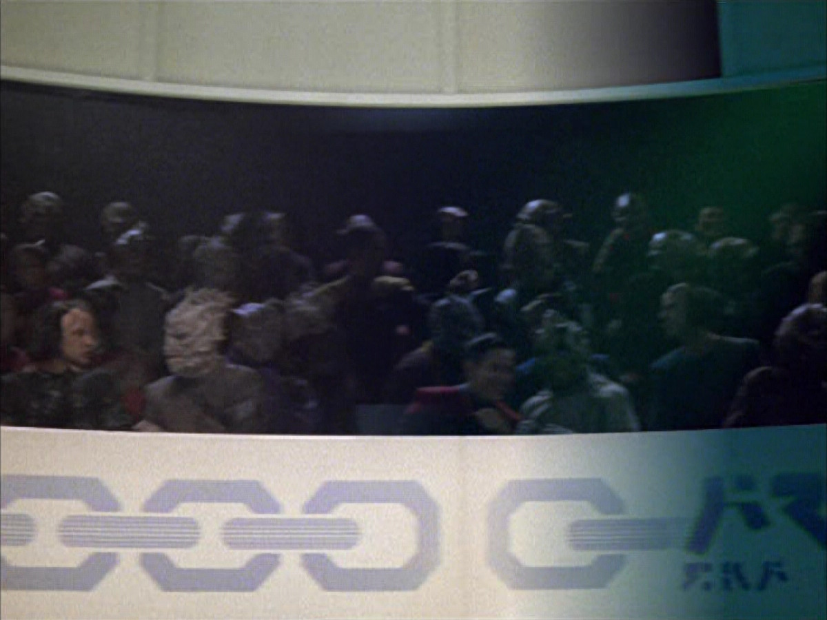 extant_StarTrek_VOY_6x15-Tsunkatse_00027.jpg