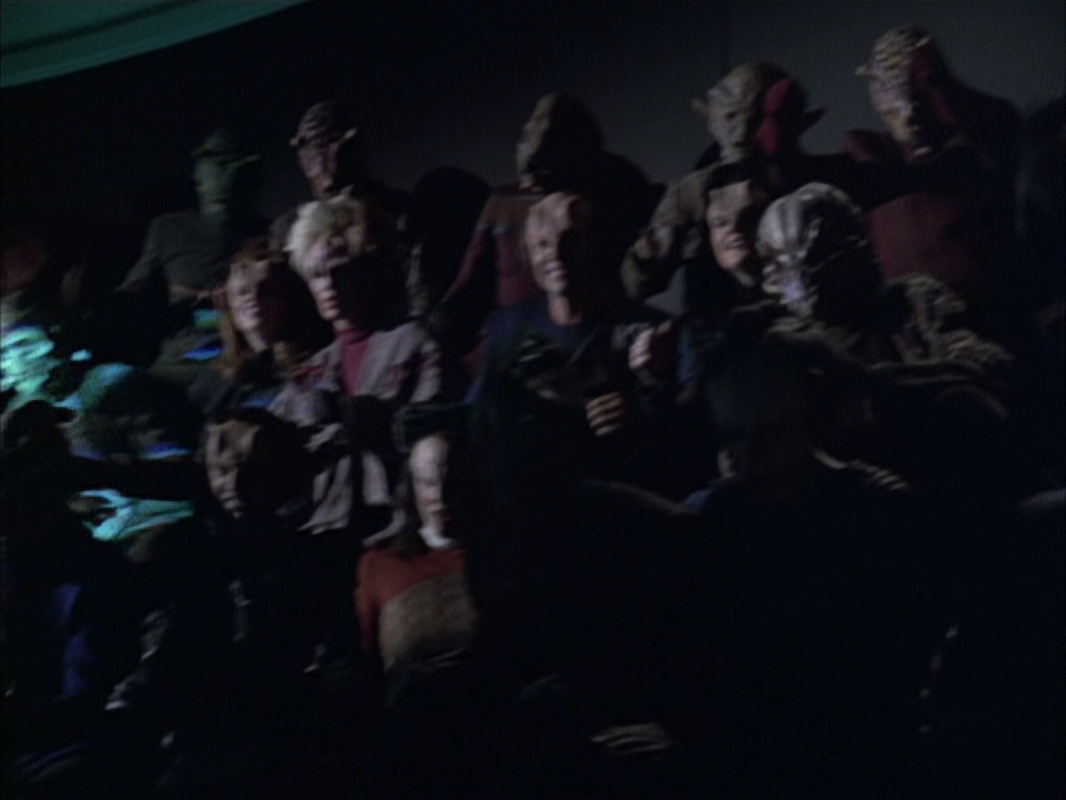 extant_StarTrek_VOY_6x15-Tsunkatse_00089.jpg
