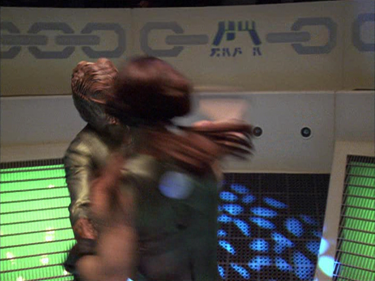 extant_StarTrek_VOY_6x15-Tsunkatse_00134.jpg