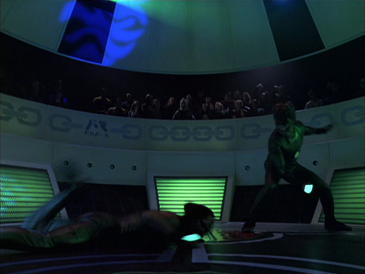 extant_StarTrek_VOY_6x15-Tsunkatse_00181.jpg