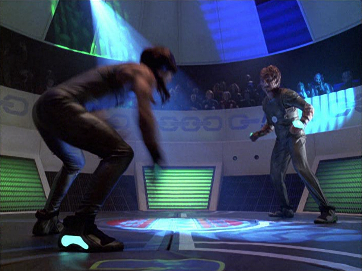 extant_StarTrek_VOY_6x15-Tsunkatse_00184.jpg