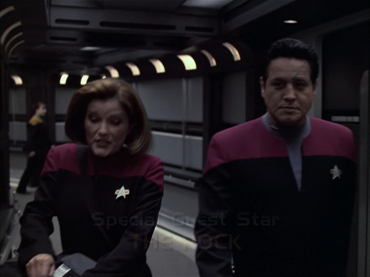 extant_StarTrek_VOY_6x15-Tsunkatse_00385.jpg