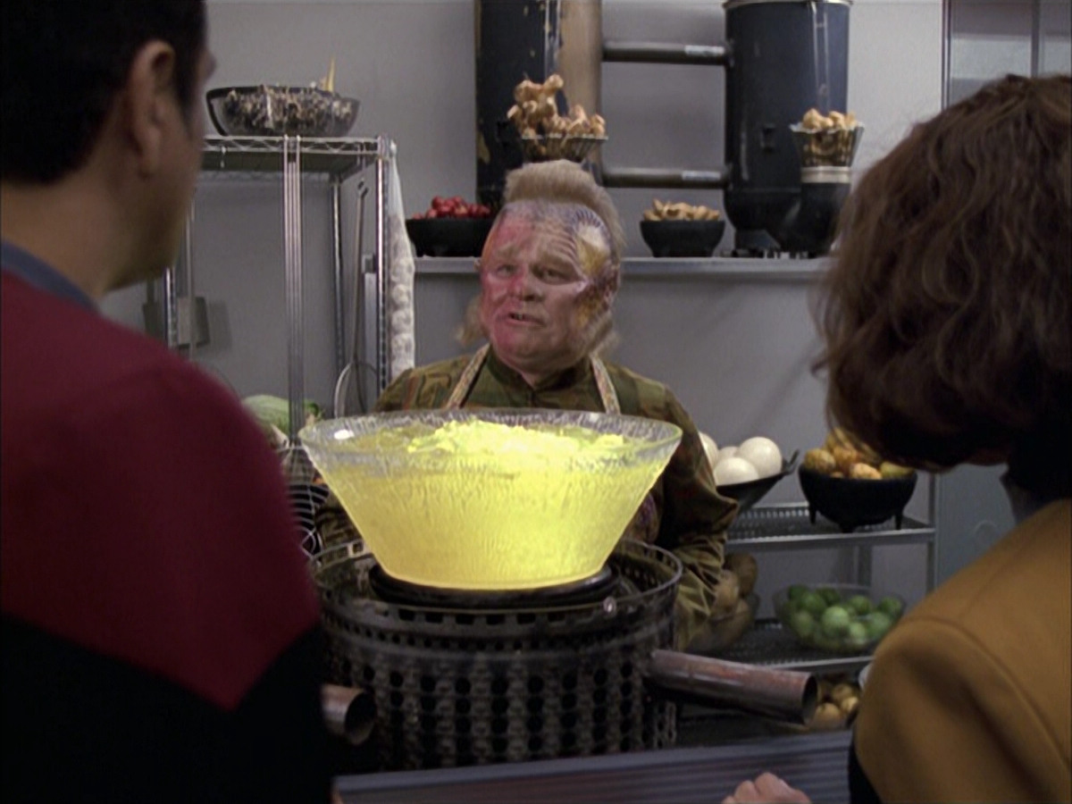 extant_StarTrek_VOY_6x15-Tsunkatse_00479.jpg
