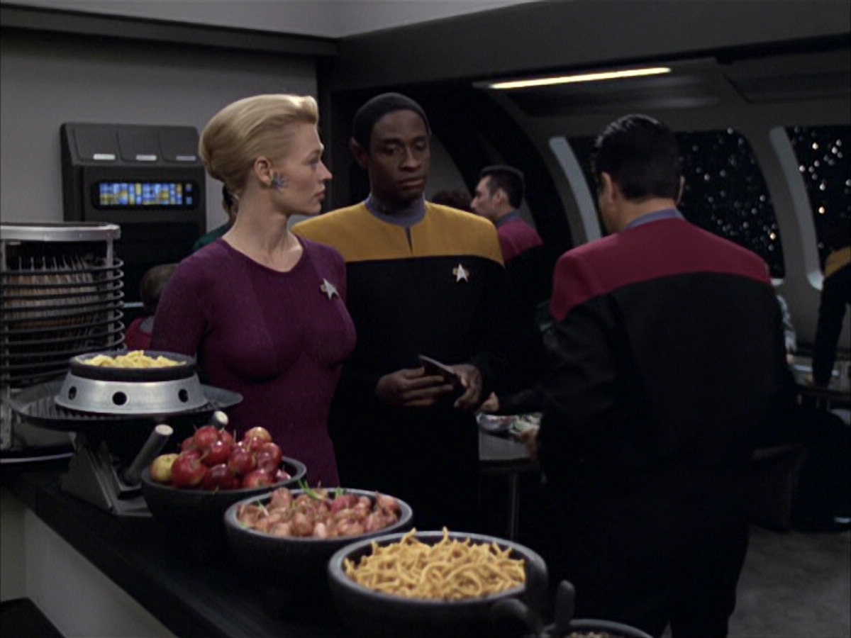 extant_StarTrek_VOY_6x15-Tsunkatse_00578.jpg