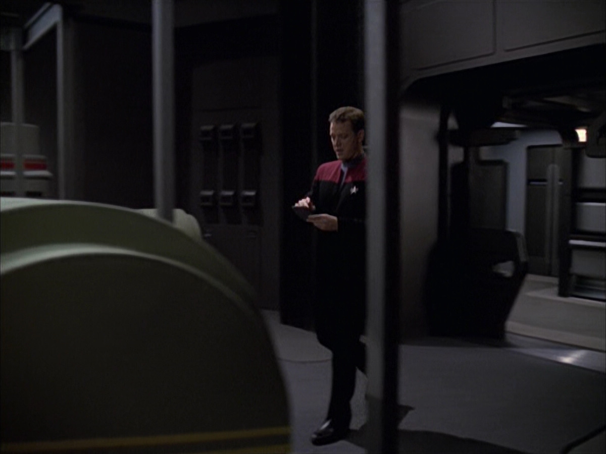 extant_StarTrek_VOY_6x15-Tsunkatse_00594.jpg