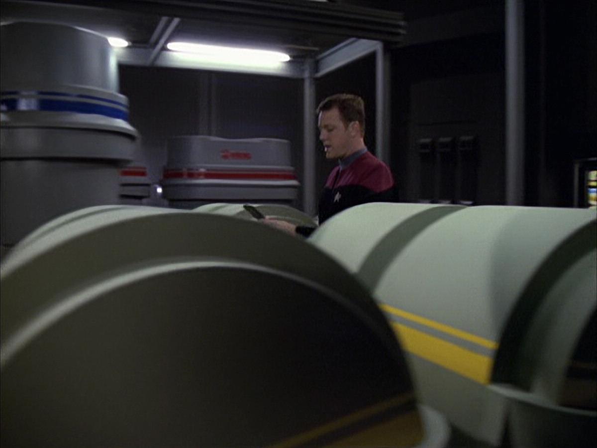 extant_StarTrek_VOY_6x15-Tsunkatse_00596.jpg