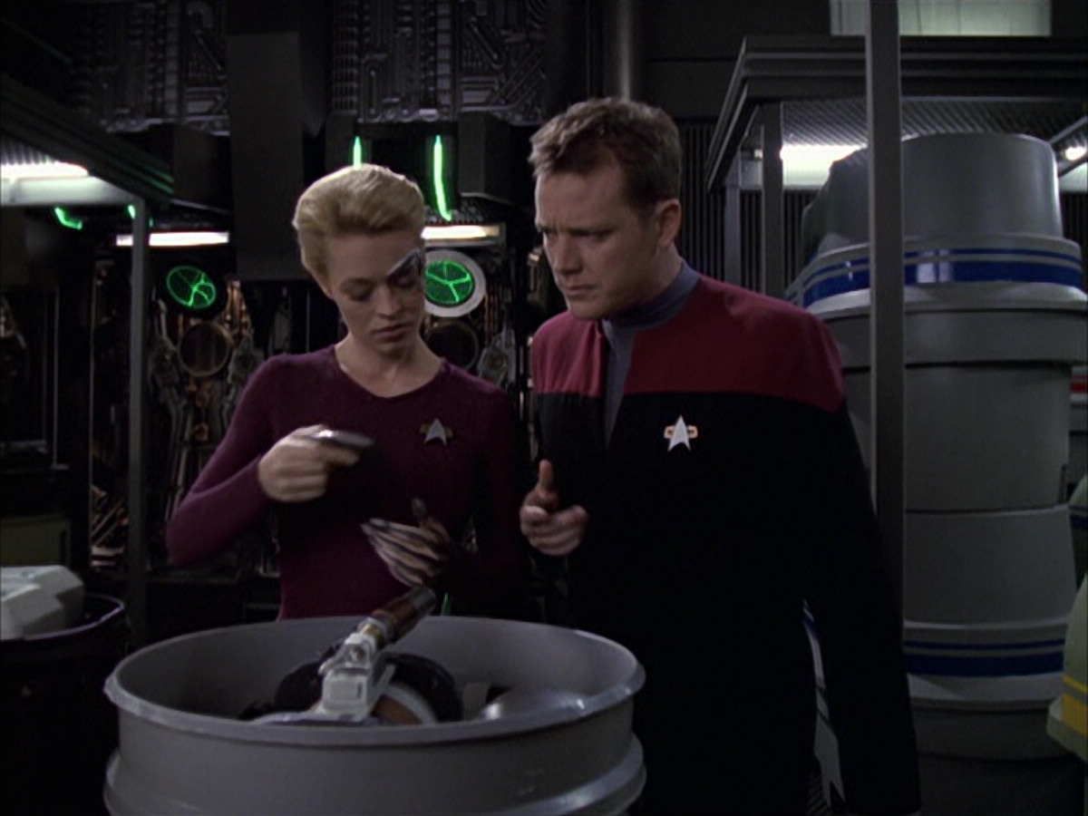 extant_StarTrek_VOY_6x15-Tsunkatse_00601.jpg