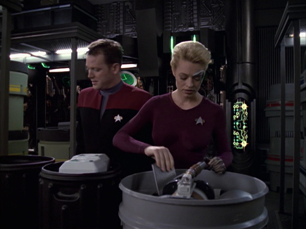 extant_StarTrek_VOY_6x15-Tsunkatse_00614.jpg