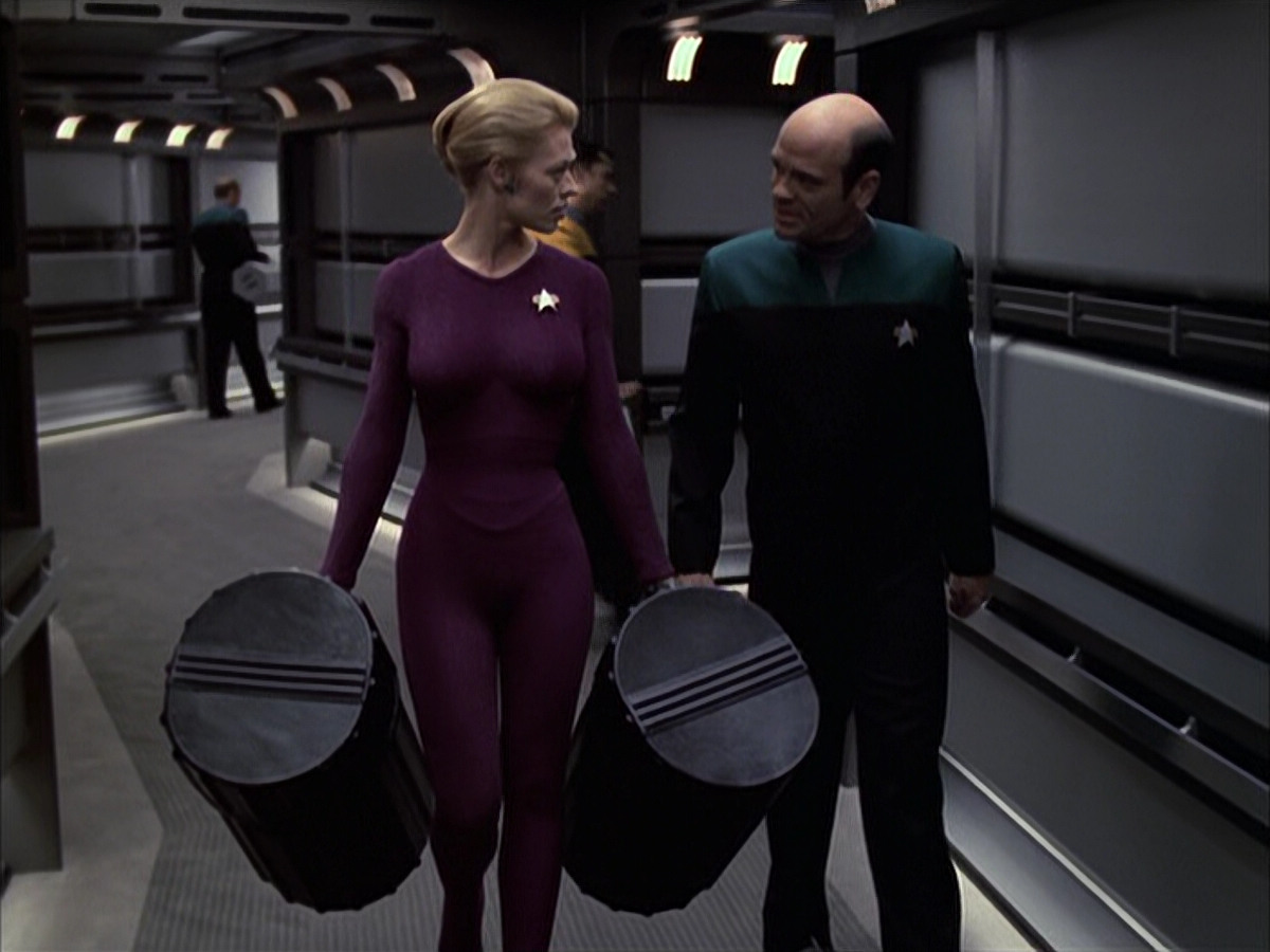 extant_StarTrek_VOY_6x15-Tsunkatse_00688.jpg