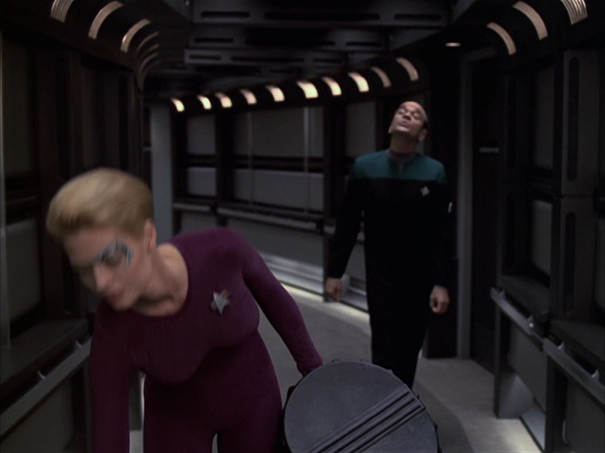 extant_StarTrek_VOY_6x15-Tsunkatse_00769.jpg