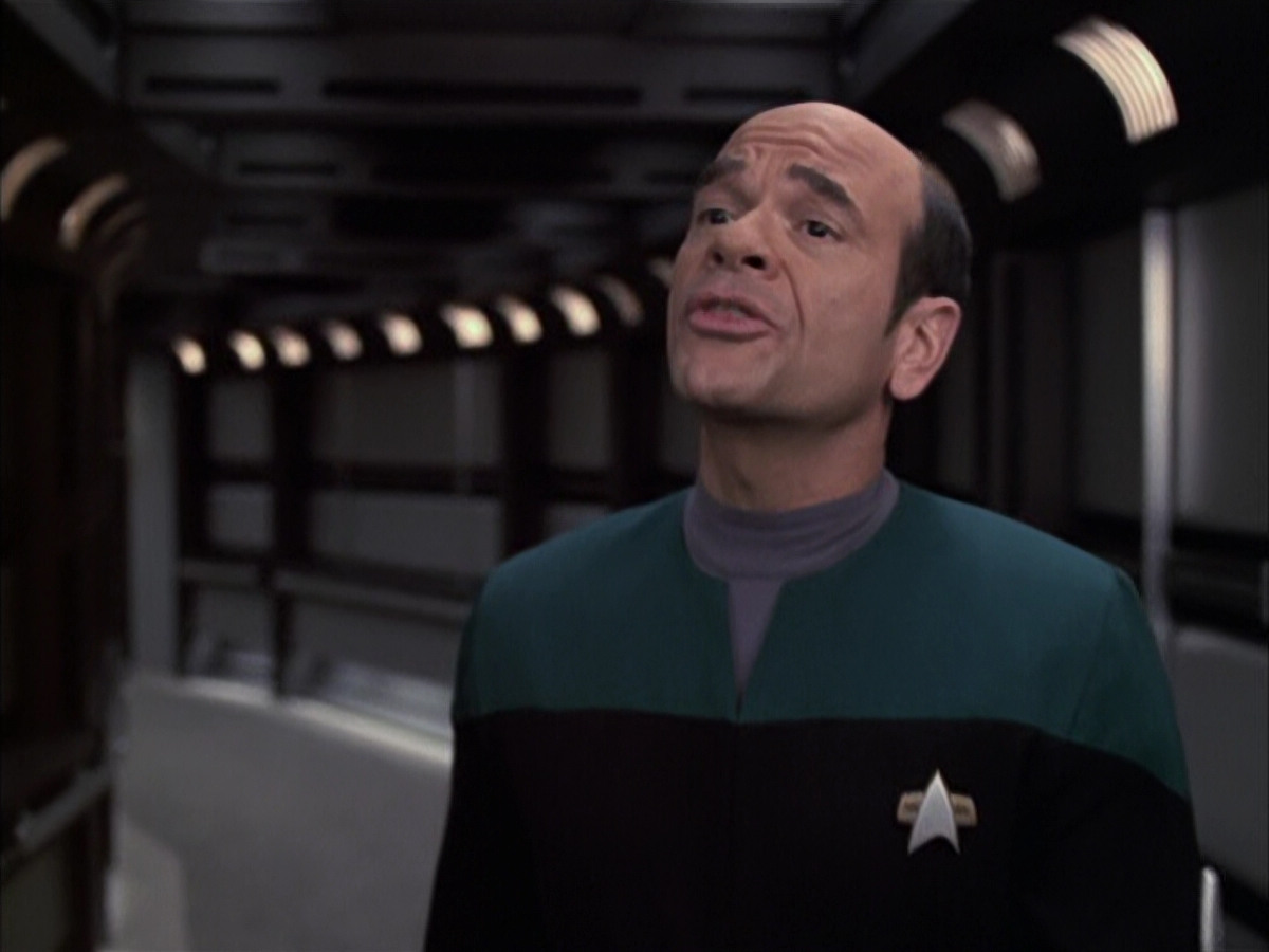 extant_StarTrek_VOY_6x15-Tsunkatse_00777.jpg