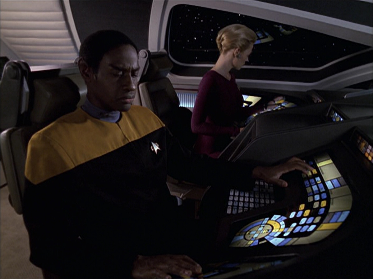 extant_StarTrek_VOY_6x15-Tsunkatse_00804.jpg
