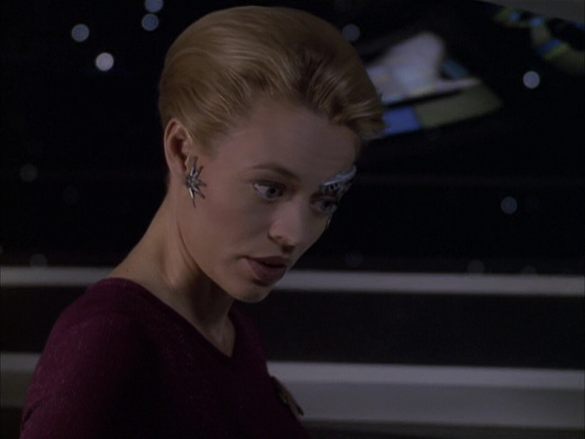 extant_StarTrek_VOY_6x15-Tsunkatse_00825.jpg