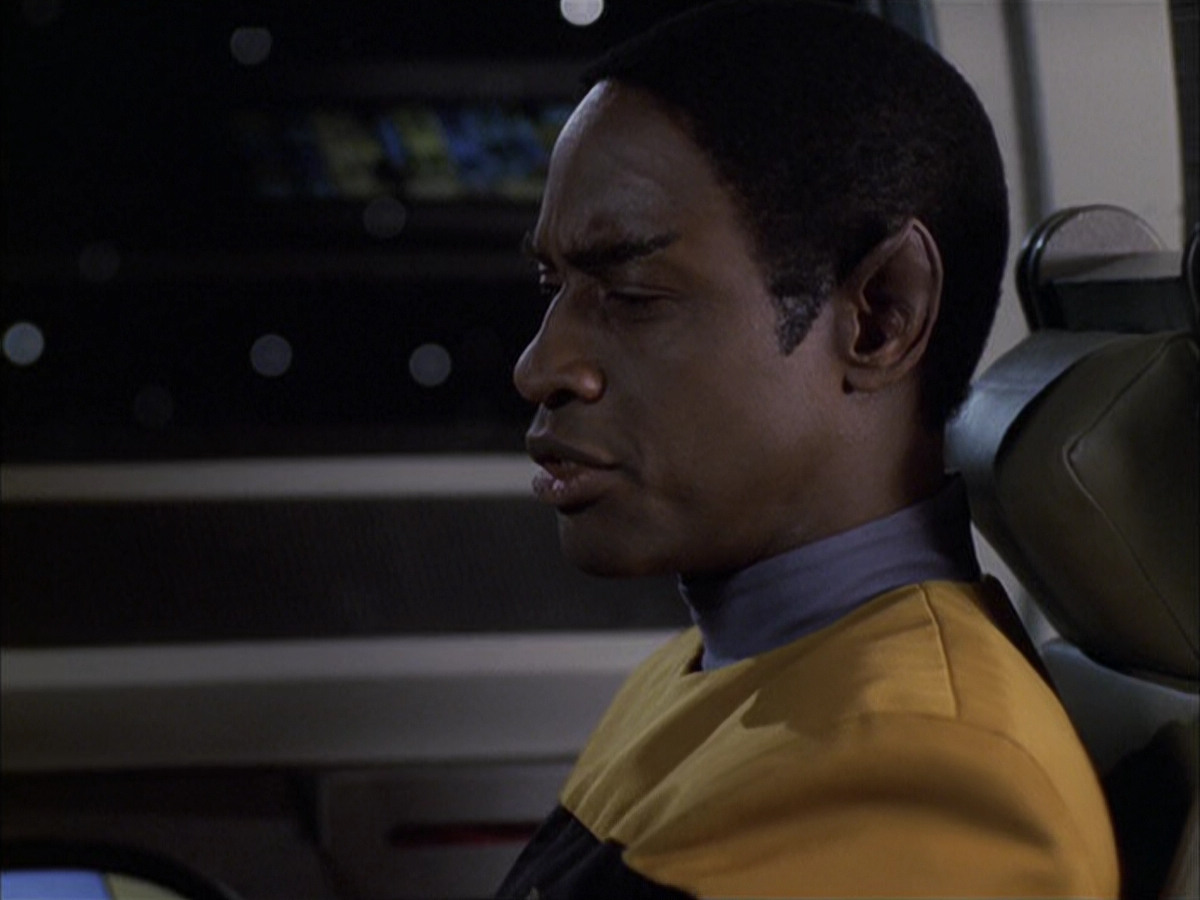 extant_StarTrek_VOY_6x15-Tsunkatse_00831.jpg
