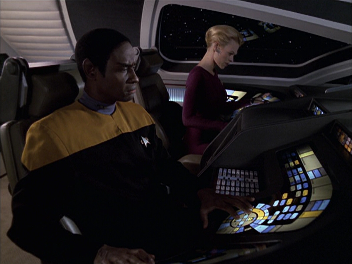 extant_StarTrek_VOY_6x15-Tsunkatse_00849.jpg