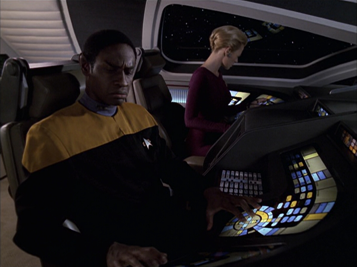 extant_StarTrek_VOY_6x15-Tsunkatse_00852.jpg