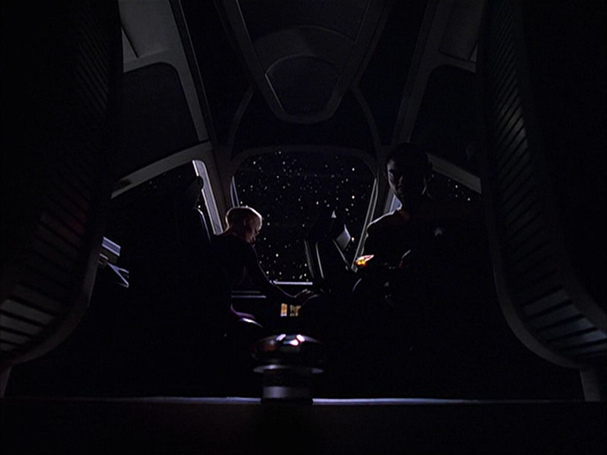 extant_StarTrek_VOY_6x15-Tsunkatse_00897.jpg