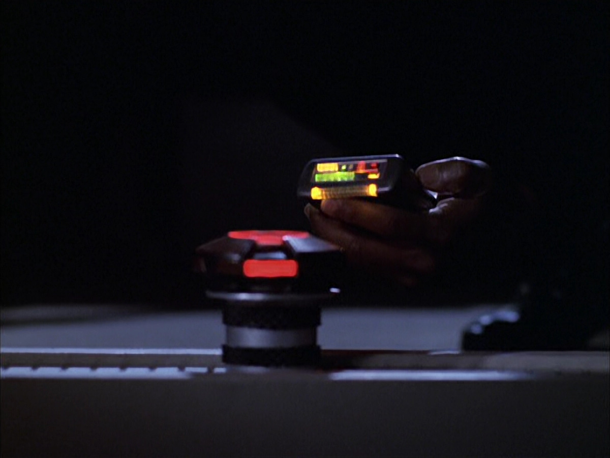 extant_StarTrek_VOY_6x15-Tsunkatse_00901.jpg