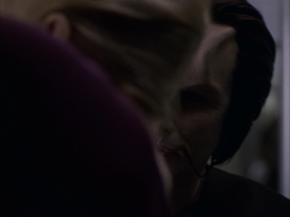 extant_StarTrek_VOY_6x15-Tsunkatse_00945.jpg