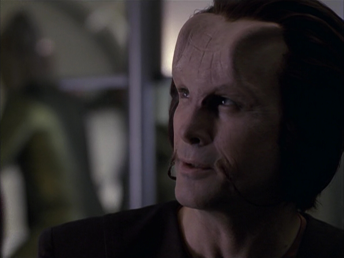 extant_StarTrek_VOY_6x15-Tsunkatse_00947.jpg