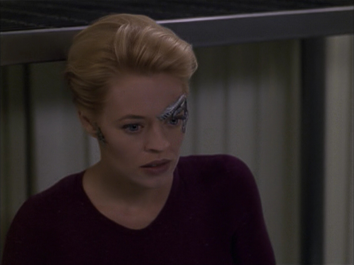 extant_StarTrek_VOY_6x15-Tsunkatse_00974.jpg