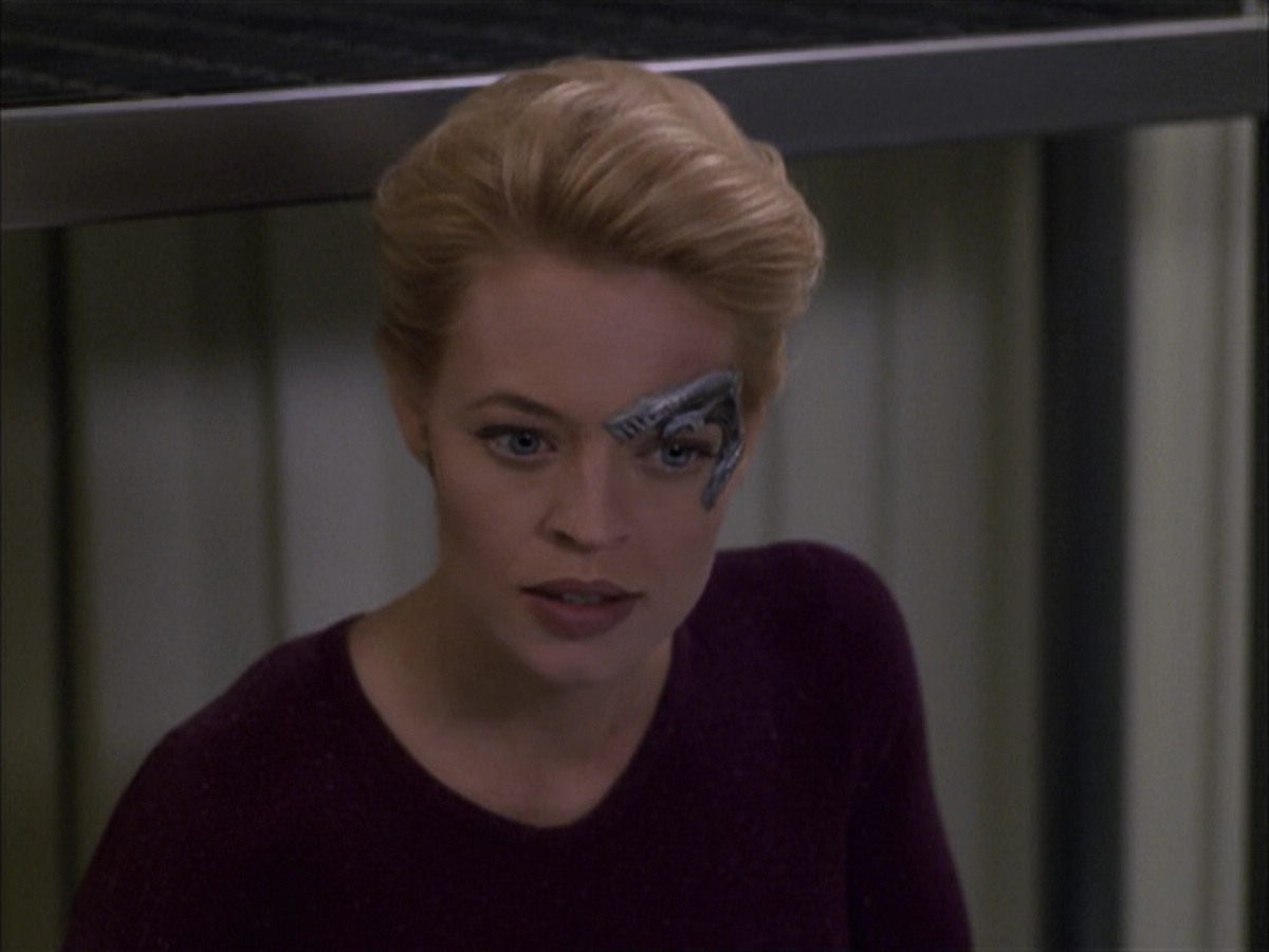 extant_StarTrek_VOY_6x15-Tsunkatse_00982.jpg