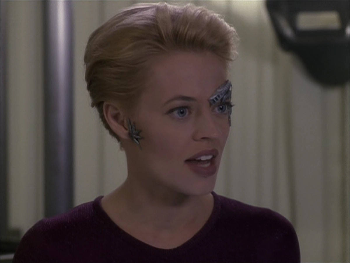 extant_StarTrek_VOY_6x15-Tsunkatse_00990.jpg