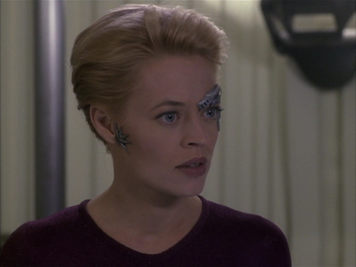 extant_StarTrek_VOY_6x15-Tsunkatse_00991.jpg