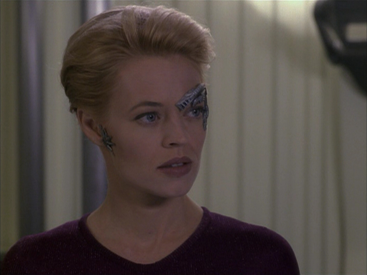 extant_StarTrek_VOY_6x15-Tsunkatse_01005.jpg