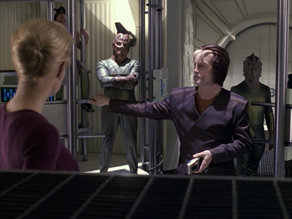 extant_StarTrek_VOY_6x15-Tsunkatse_01011.jpg