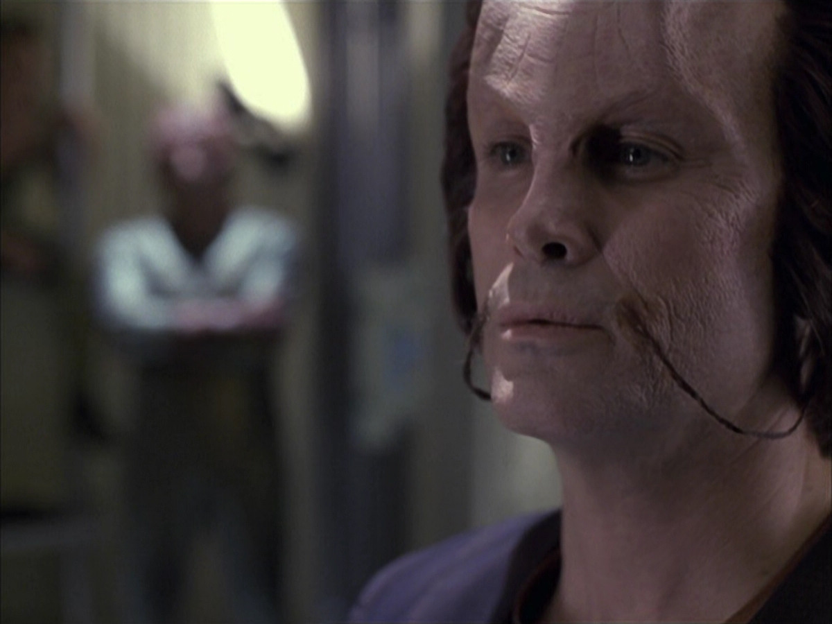 extant_StarTrek_VOY_6x15-Tsunkatse_01115.jpg