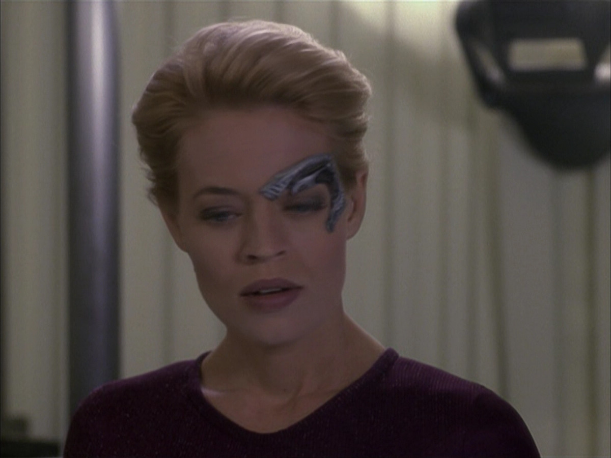 extant_StarTrek_VOY_6x15-Tsunkatse_01119.jpg