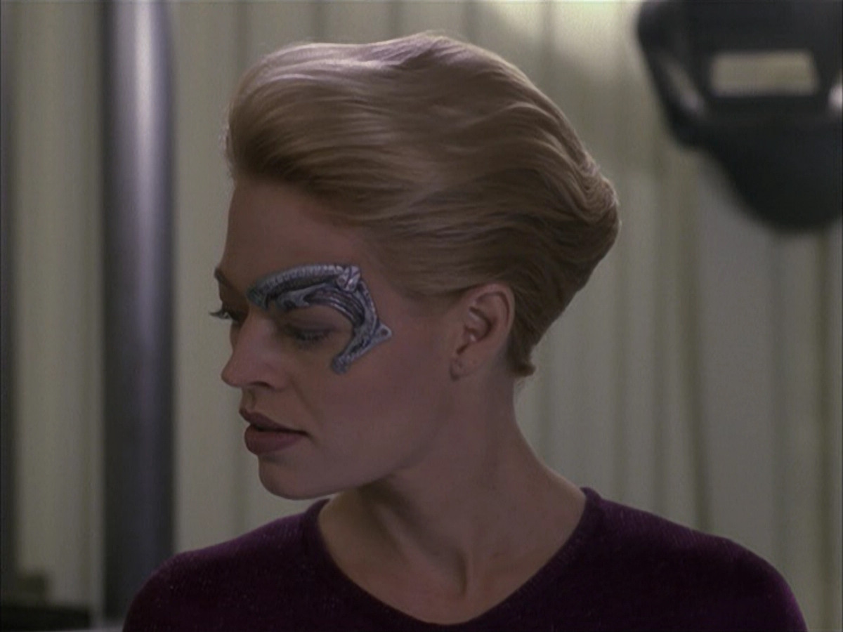 extant_StarTrek_VOY_6x15-Tsunkatse_01124.jpg