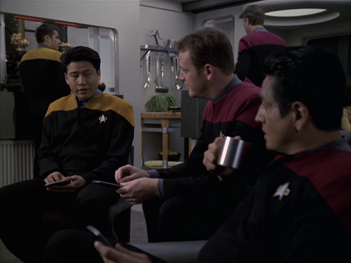 extant_StarTrek_VOY_6x15-Tsunkatse_01173.jpg