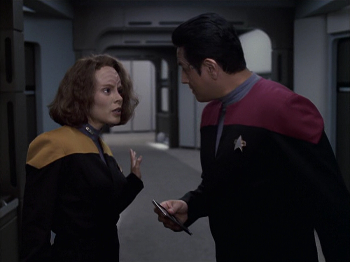 extant_StarTrek_VOY_6x15-Tsunkatse_01286.jpg