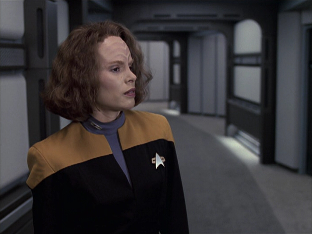 extant_StarTrek_VOY_6x15-Tsunkatse_01295.jpg