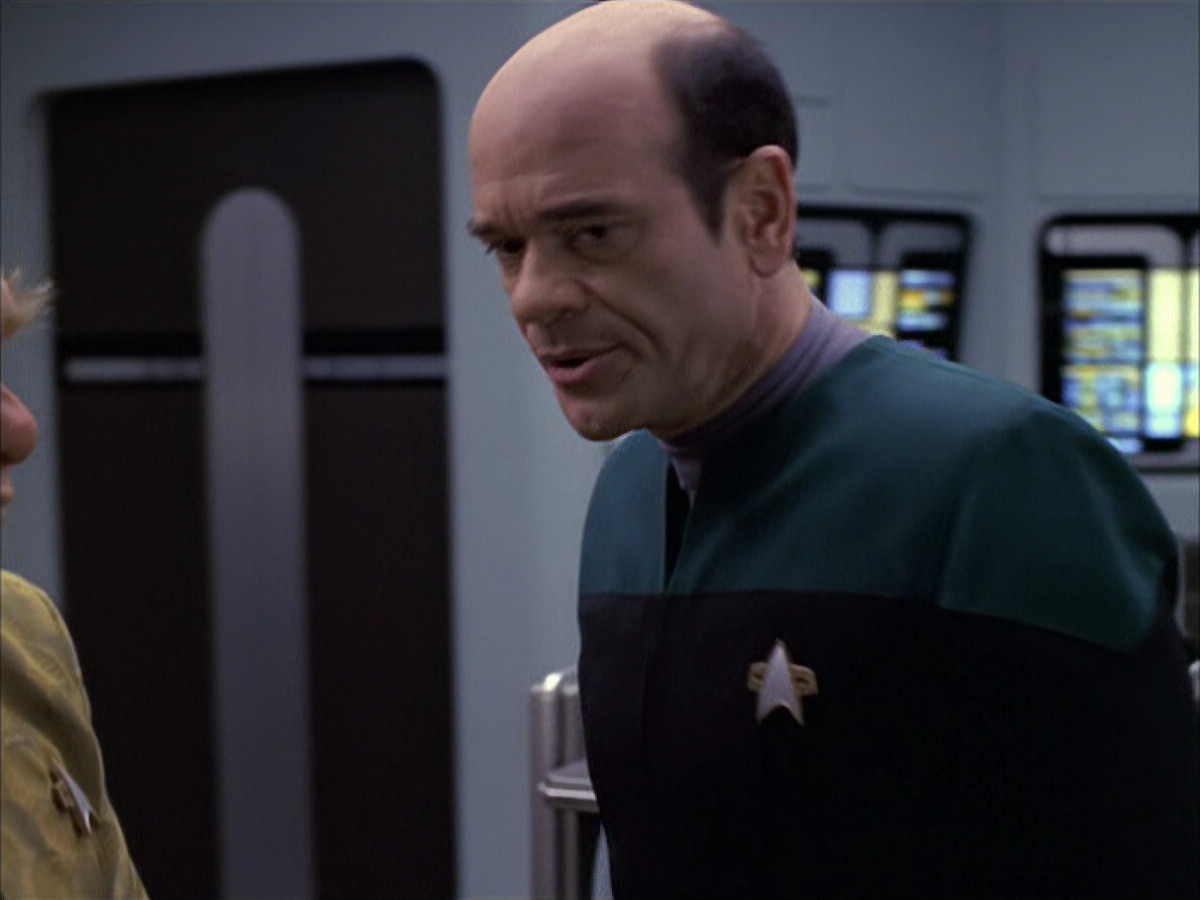 extant_StarTrek_VOY_6x15-Tsunkatse_01339.jpg