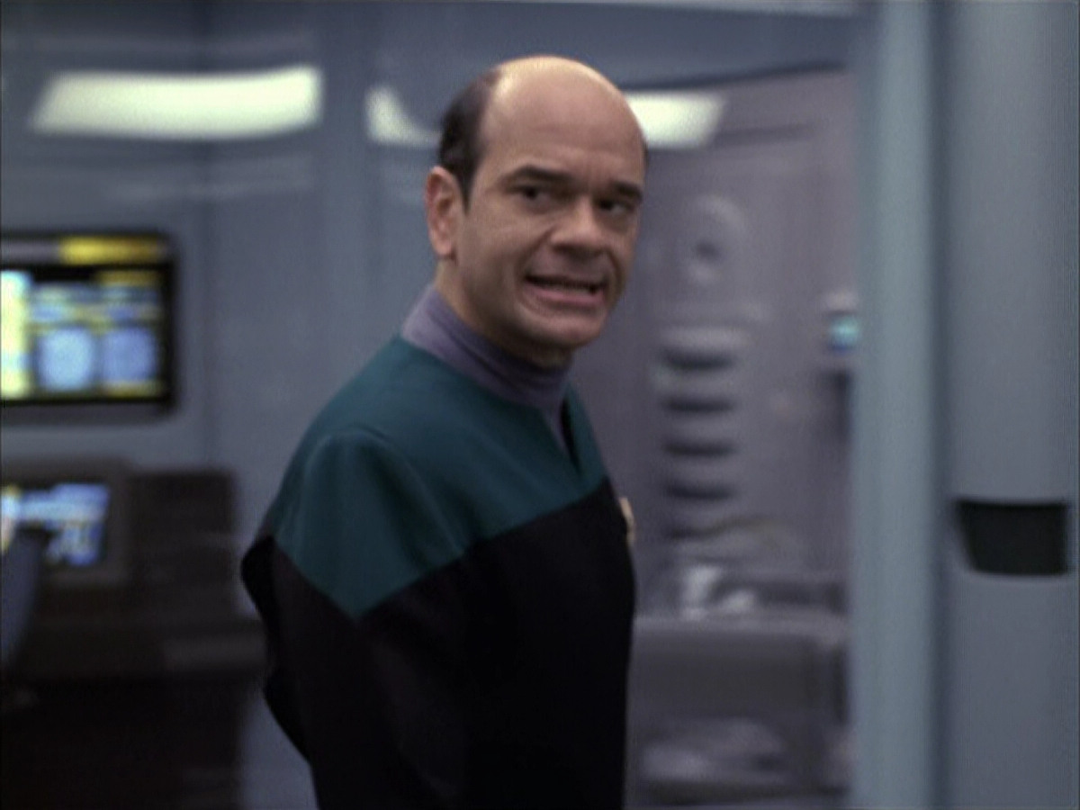extant_StarTrek_VOY_6x15-Tsunkatse_01345.jpg