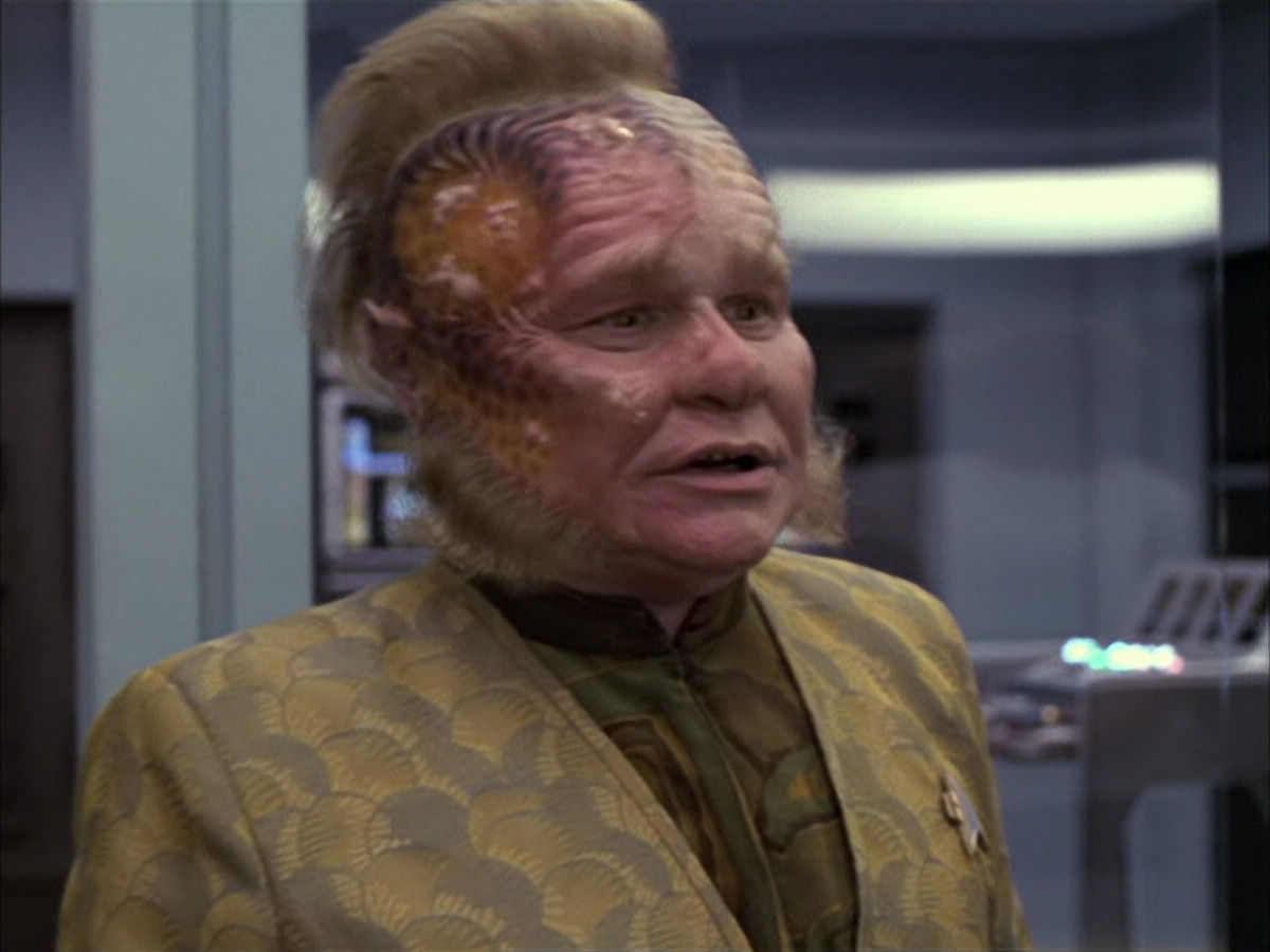 extant_StarTrek_VOY_6x15-Tsunkatse_01349.jpg