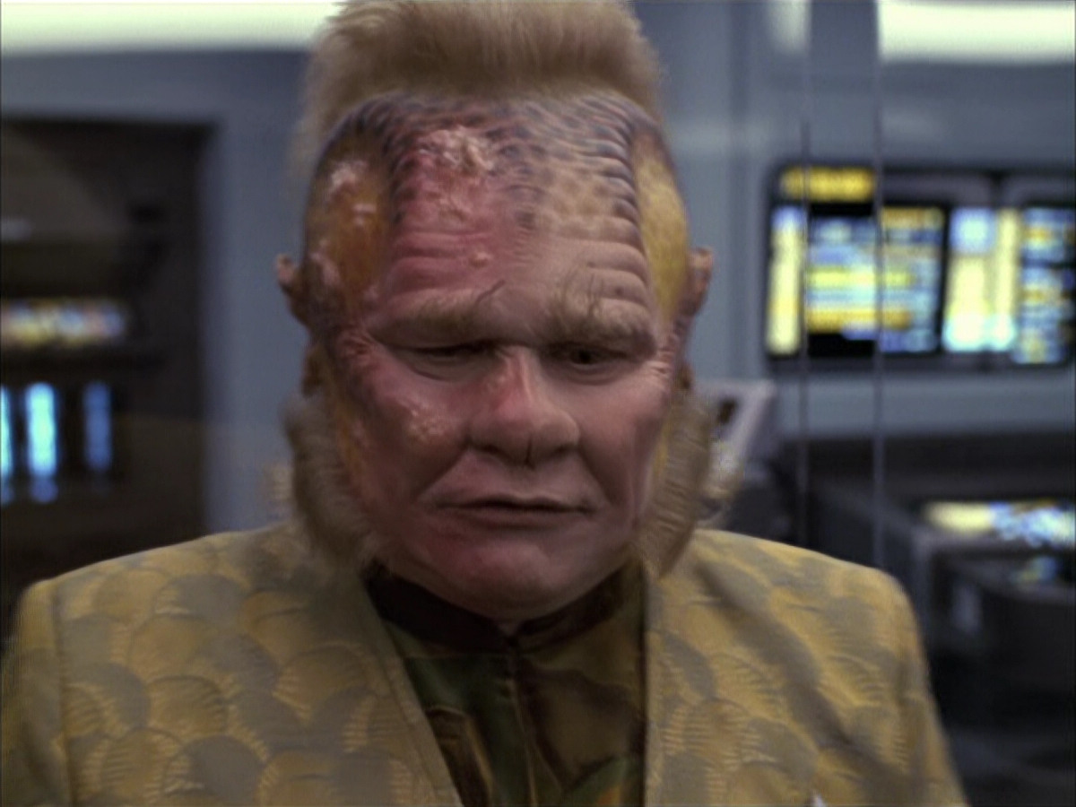 extant_StarTrek_VOY_6x15-Tsunkatse_01397.jpg