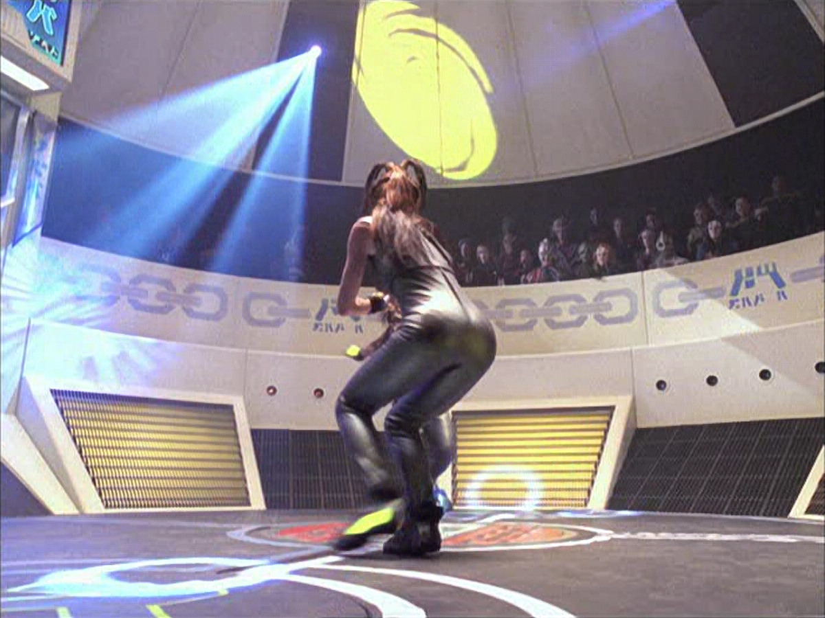 extant_StarTrek_VOY_6x15-Tsunkatse_01408.jpg