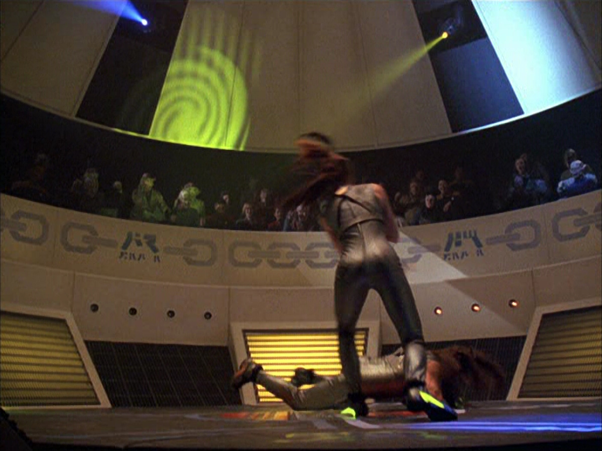 extant_StarTrek_VOY_6x15-Tsunkatse_01414.jpg