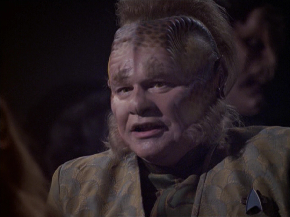 extant_StarTrek_VOY_6x15-Tsunkatse_01472.jpg