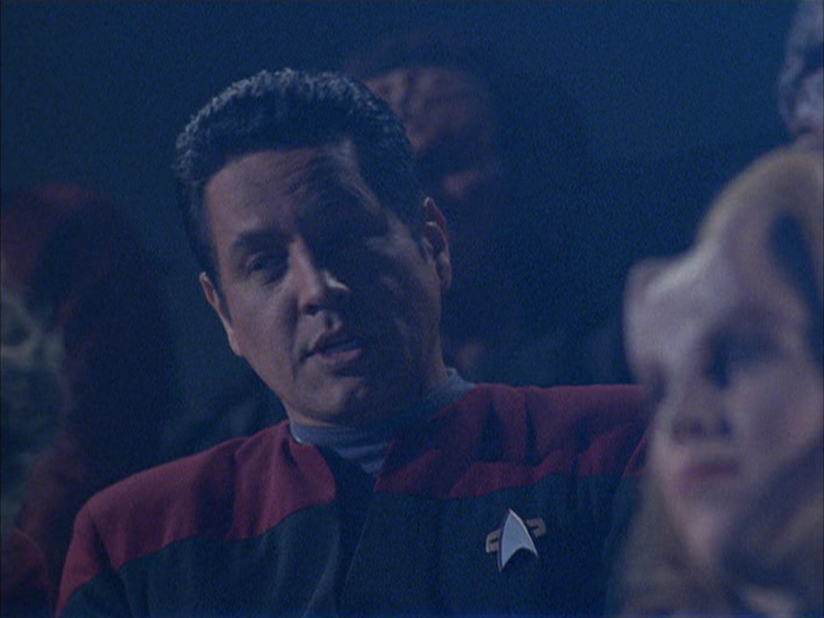 extant_StarTrek_VOY_6x15-Tsunkatse_01481.jpg